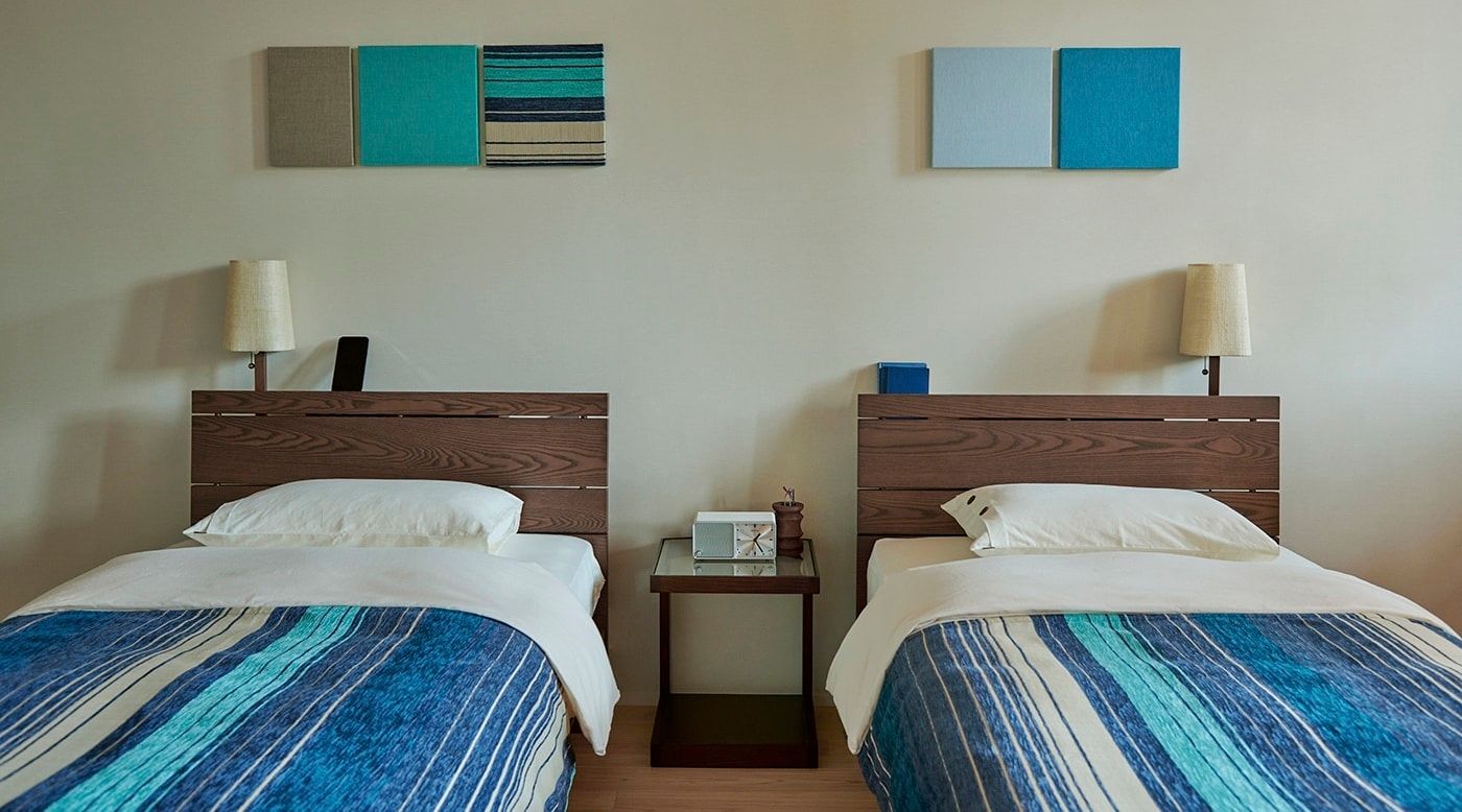 ベッドシリーズ×ファブリックアイテムで叶える理想の寝室