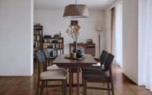 ダークブラウンで叶える 大人のインテリア・家具「お洒落な部屋作り＆おすすめの差し色」