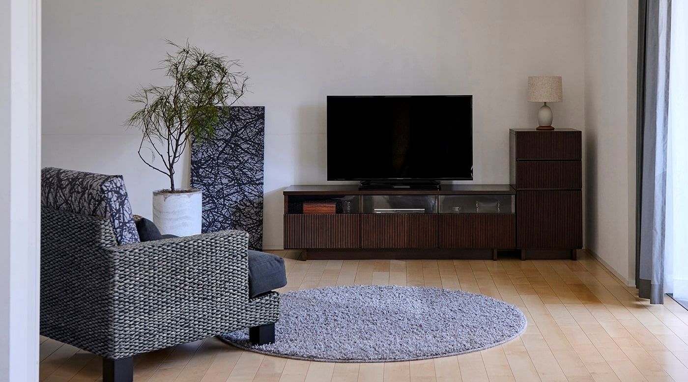 スッキリおしゃれな空間をつくるリビング収納テクニック