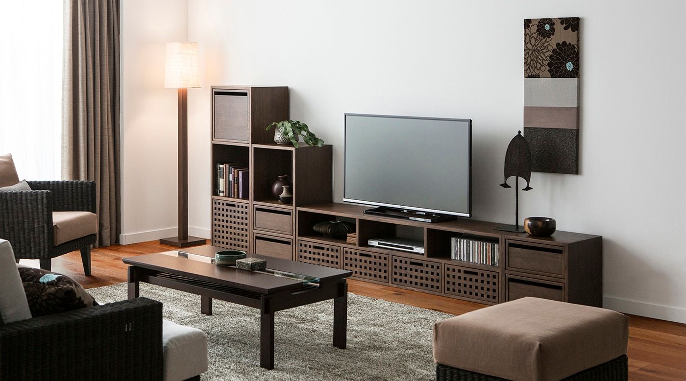 テレビ周りの収納とおしゃれなインテリア ～理想的なテレビボード周りの作り方～