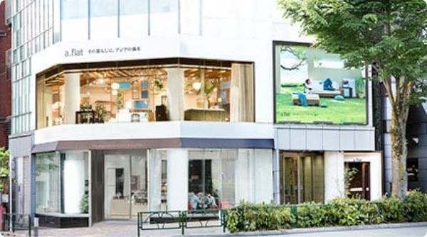 a.flat 新宿店