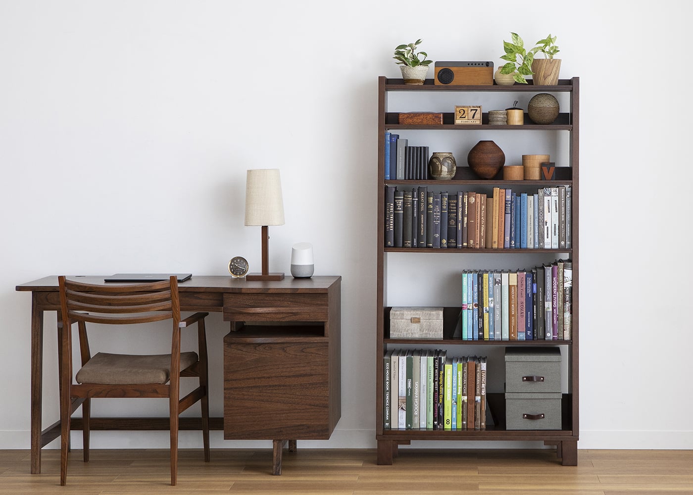 ブックシェルフ Hv02～収納力とデザイン性を兼ね備えた本棚～ | a.flat 