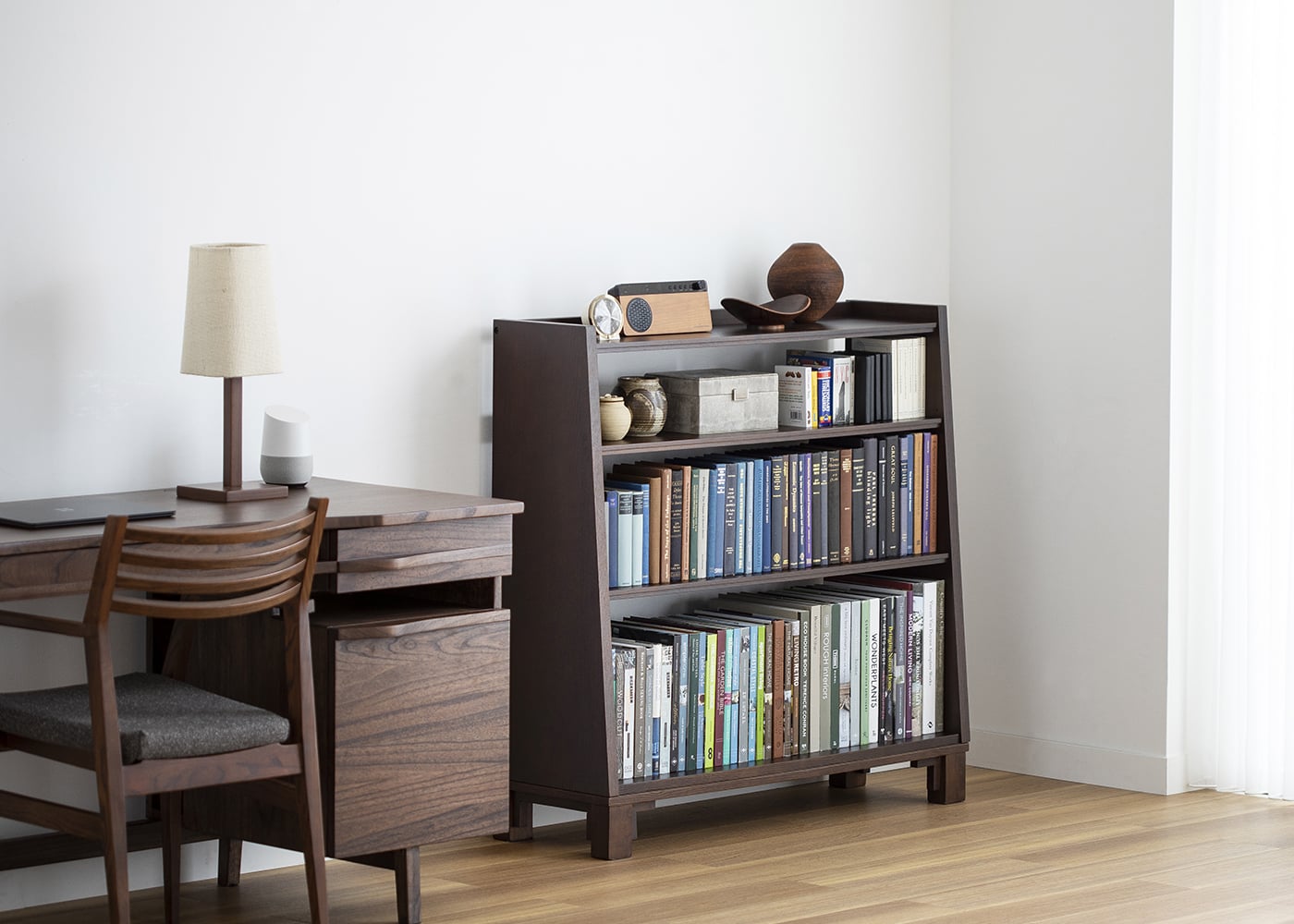 ブックシェルフ Lv02～収納力とデザイン性を兼ね備えた本棚～ | a.flat