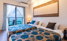 沖縄の海や空を彩るリゾートホテルの家具・インテリアコーディネート実例：画像22