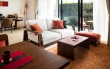 No.129 無垢材の家具でトータルコーディネート　～ぬくもり感じる赤の空間～：画像9