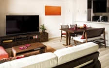 No.129 無垢材の家具でトータルコーディネート　～ぬくもり感じる赤の空間～：画像6