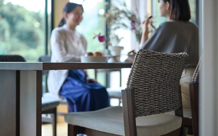 No.270 大人っぽいパープルで彩ったグレーのリビングダイニング：画像24