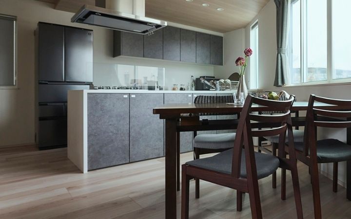 No.277 家族でくつろぐ、モダングレーな変形・L字リビング：画像21