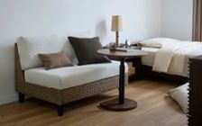 No.282：6畳ワンルームをベンチソファで快適 & 省スペースづくり：画像3