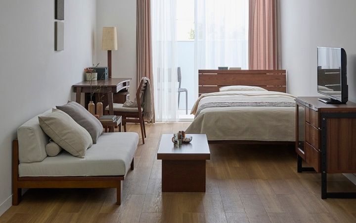 No.284：一人暮らしに温もりを。無垢材家具で整えた8畳ワンルーム：画像2