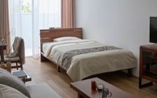 No.284：一人暮らしに温もりを。無垢材家具で整えた8畳ワンルーム：画像17