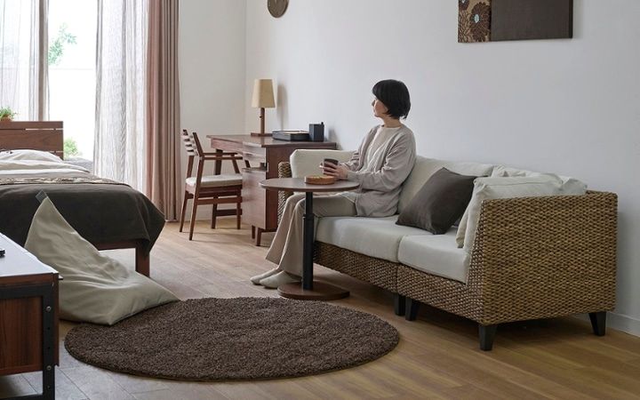 No.292：ブラウンと自然素材が奏でる、安らぎの10畳ワンルーム：画像2