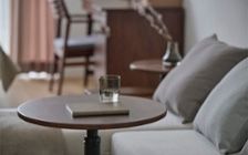 No.293：都会的で温かい。12畳を彩るグレー＆ブラウンのワンルーム：画像5