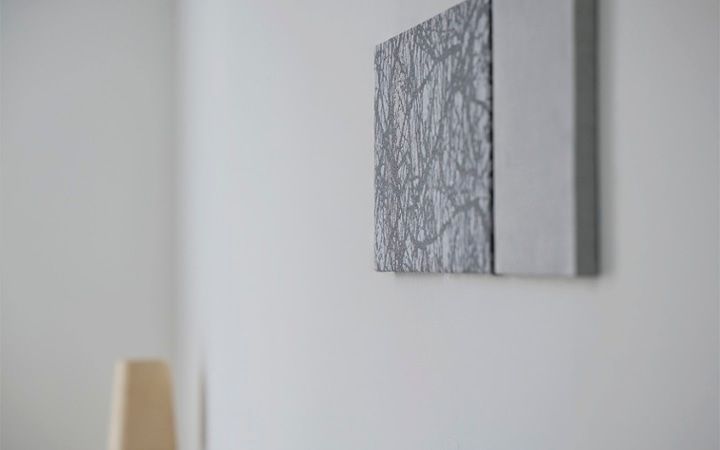 No.293：都会的で温かい。12畳を彩るグレー＆ブラウンのワンルーム：画像8