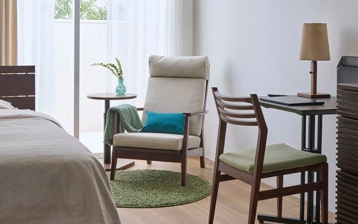 No.301：ラウンジチェアのある生活。6畳ワンルーム・寝室に特等席