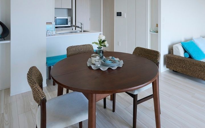 No.303：海風が通り抜ける家。家族の笑顔が広がるリゾートリビング：画像12