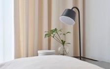 No.309：ブルー×ブラックでクールに演出。静寂を感じる大人の8畳：画像16