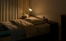 No.309：ブルー×ブラックでクールに演出。静寂を感じる大人の8畳：画像15