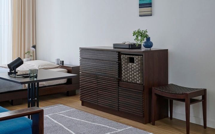 No.309：ブルー×ブラックでクールに演出。静寂を感じる大人の8畳：画像24