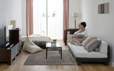 No.314：ローソファと床座。視線を低くして広がる、ゆとりの空間：画像1