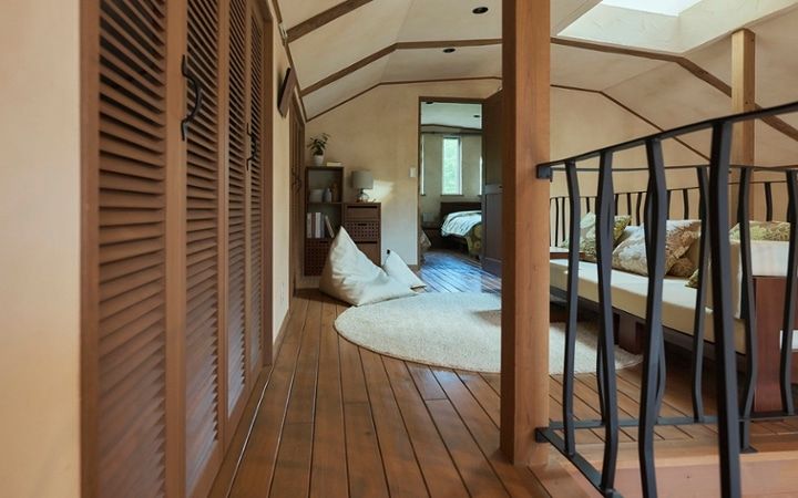 No.325：山荘の隠れ家で寛ぐ。スローな時間を愉しむ南欧風ヴィラ：画像1
