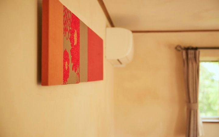 No.327：情熱の赤を纏う。南欧リゾート風ホテルの休日：画像34