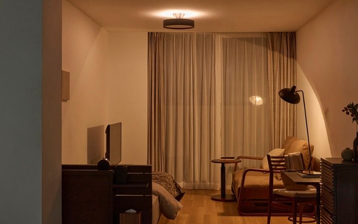 No.340：とびきりくつろげる場所に。ハイバックソファが主役の8畳：画像12