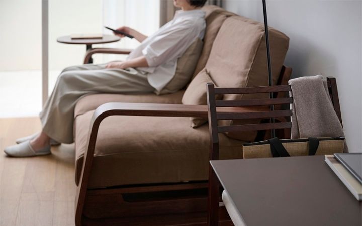 No.340：とびきりくつろげる場所に。ハイバックソファが主役の8畳：画像25