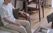 No.360：上質なソファで深いくつろぎ。木の温もりに包まれる暮らし：画像5
