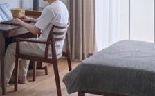 No.360：上質なソファで深いくつろぎ。木の温もりに包まれる暮らし：画像14