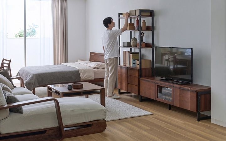 No.360：上質なソファで深いくつろぎ。木の温もりに包まれる暮らし：画像18