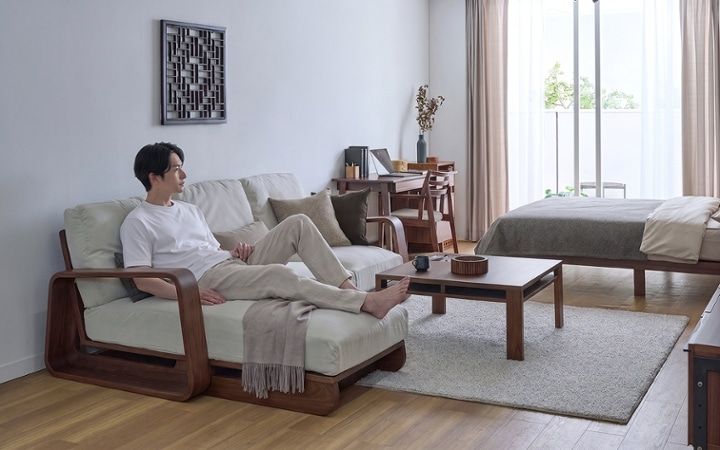 No.360：上質なソファで深いくつろぎ。木の温もりに包まれる暮らし：画像30