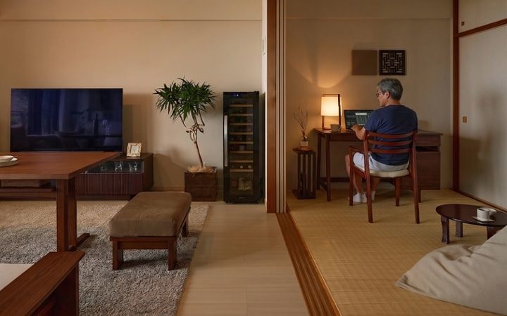 No.362：熱海を臨む、ローソファダイニングでくつろぐ特等席：画像13